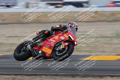 media/Jan-14-2023-SoCal Trackdays (Sat) [[497694156f]]/Turn 4 Set 2 (1030am)/